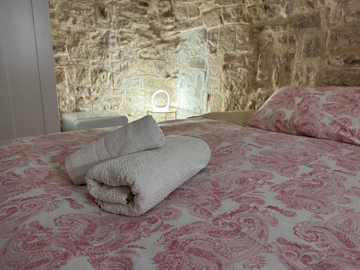 Giovinazzo Suite Pavone Griffi المظهر الخارجي الصورة