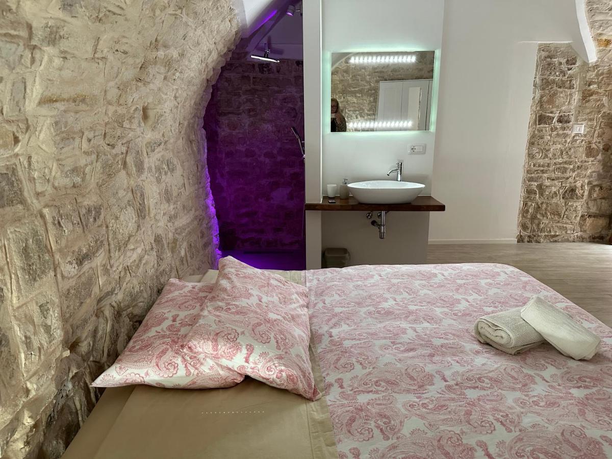 Giovinazzo Suite Pavone Griffi المظهر الخارجي الصورة