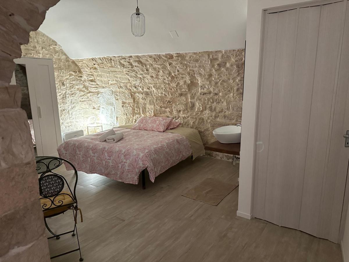 Giovinazzo Suite Pavone Griffi المظهر الخارجي الصورة